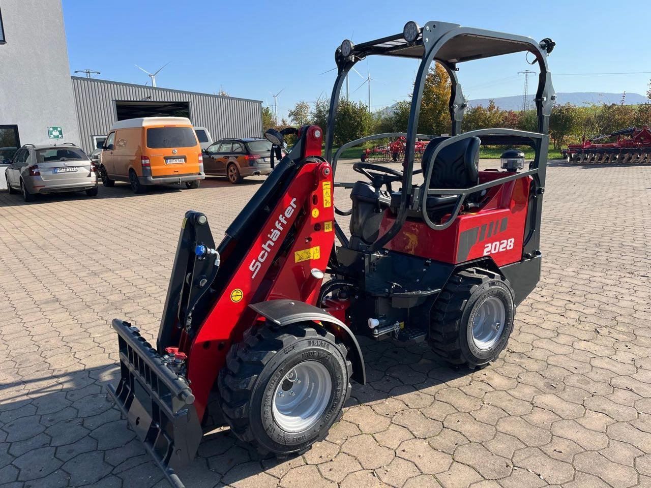 Schäffer 2028 - Pá carregadora de rodas: foto 1 Schäffer 2028 - Pá carregadora de rodas: foto 1