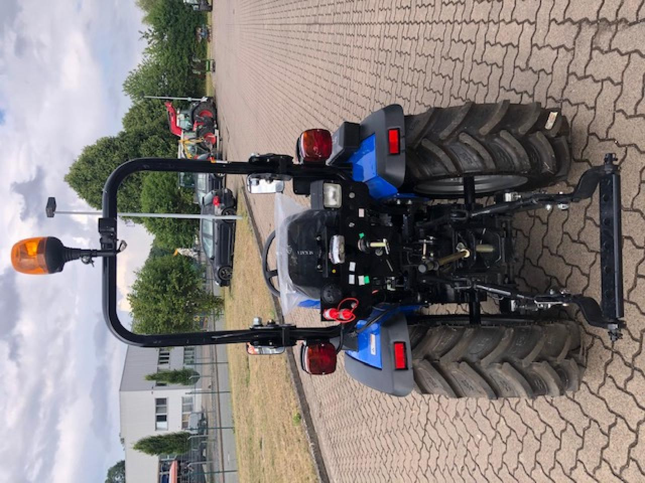 Solis 26 6+2 - Trator: foto 4 Solis 26 6+2 - Trator: foto 4