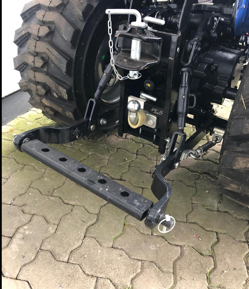 Solis 26+ Seitenschalter - Trator: foto 4 Solis 26+ Seitenschalter - Trator: foto 4