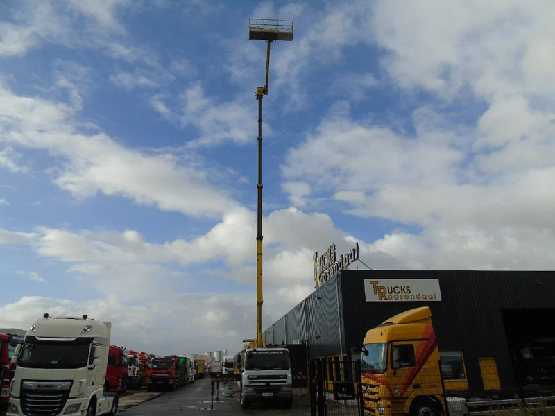 DAF CF 65.280 + 33 METER + big platform persons /400kg - Camião: foto 3 DAF CF 65.280 + 33 METER + big platform persons /400kg - Camião: foto 3