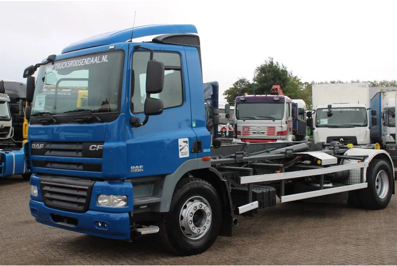 DAF CF 85.410 + EURO 5 - Camião polibenne: foto 4 DAF CF 85.410 + EURO 5 - Camião polibenne: foto 4