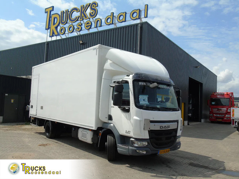 DAF LF 210 + euro 6 + lift + 3P - Camião furgão: foto 1 DAF LF 210 + euro 6 + lift + 3P - Camião furgão: foto 1