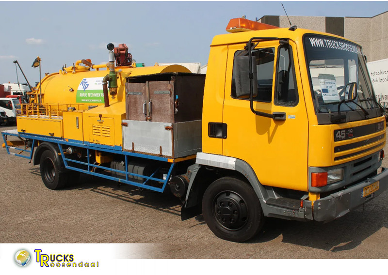 DAF LF 45.130 + RON 4.000LITER - Caminhão limpa fossa: foto 1 DAF LF 45.130 + RON 4.000LITER - Caminhão limpa fossa: foto 1