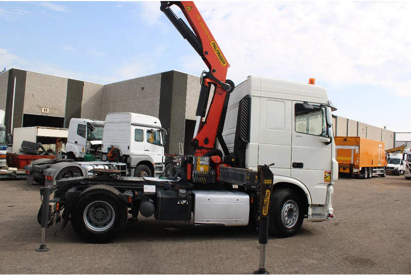 DAF XF 106.510 + PALFINGER 330002EH + 656 hours + EURO 6 - Camião grua: foto 4 DAF XF 106.510 + PALFINGER 330002EH + 656 hours + EURO 6 - Camião grua: foto 4