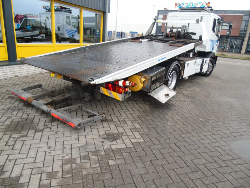 Iveco Eurocargo 140E25 + FULL SYSTEM + TOWING - Camião transporte de veículos: foto 3 Iveco Eurocargo 140E25 + FULL SYSTEM + TOWING - Camião transporte de veículos: foto 3