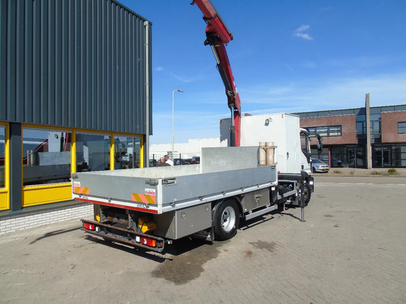 Iveco Eurocargo 160E25 + HMF 1210K-RC + EURO 6 - Camião grua: foto 4 Iveco Eurocargo 160E25 + HMF 1210K-RC + EURO 6 - Camião grua: foto 4