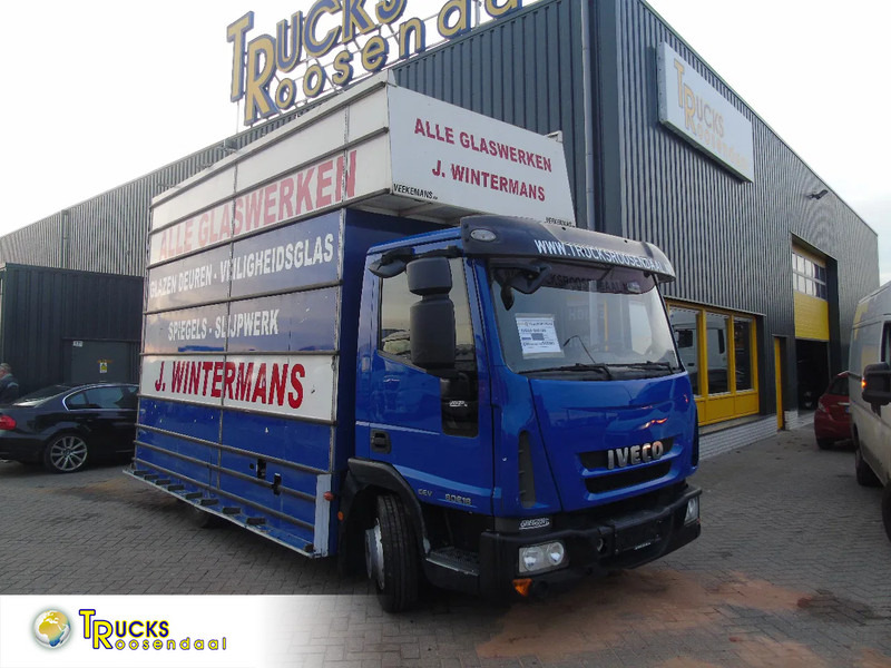 Iveco Eurocargo 80E180 + manual - Camião furgão: foto 1 Iveco Eurocargo 80E180 + manual - Camião furgão: foto 1