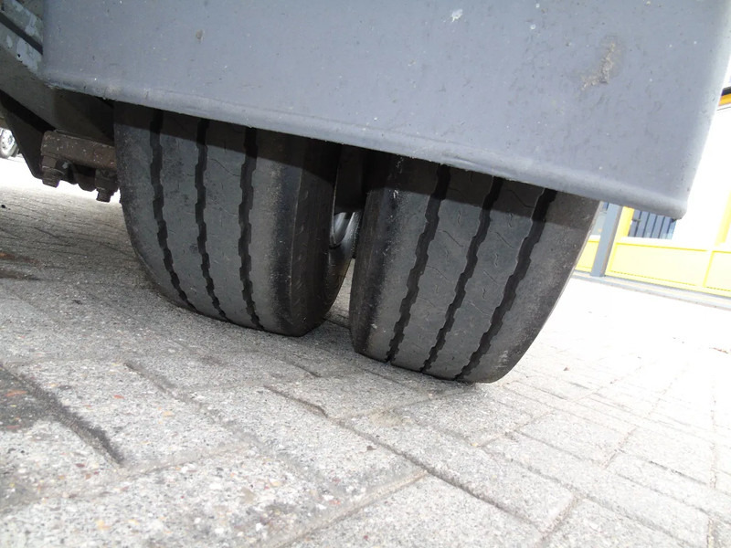 LAG 3 AXLE - Reboque plataforma/ Caixa aberta: foto 5 LAG 3 AXLE - Reboque plataforma/ Caixa aberta: foto 5