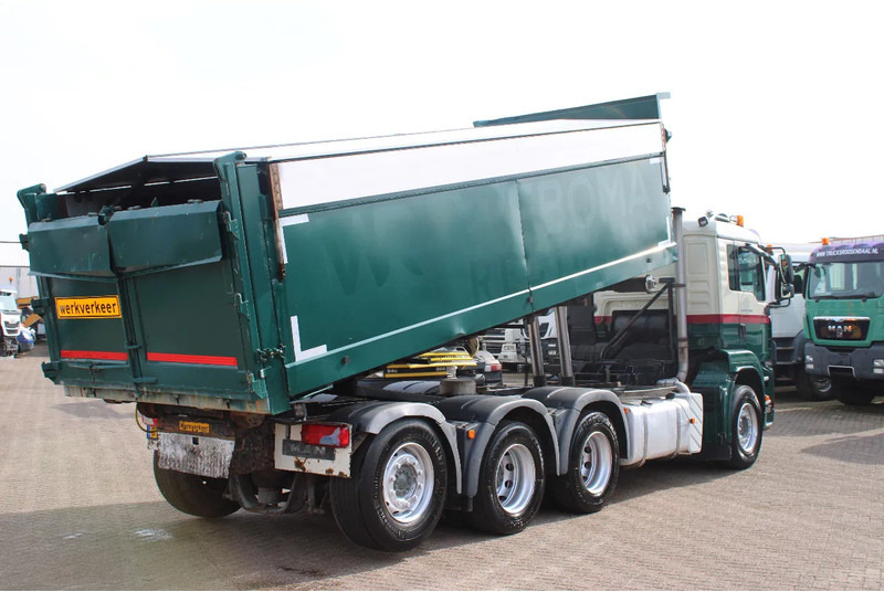 MAN TGA 35.400 8X4 + MANUAL! + NCH kipper/ bitum sprayer - Camião com sistema de cabo: foto 5 MAN TGA 35.400 8X4 + MANUAL! + NCH kipper/ bitum sprayer - Camião com sistema de cabo: foto 5