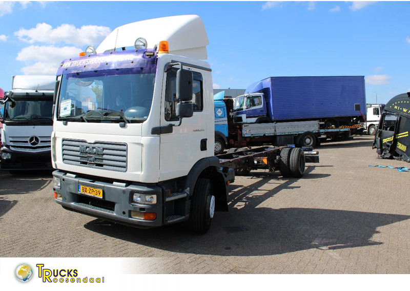 MAN TGM 12.280 + NICE TRUCK - Camião chassi: foto 1 MAN TGM 12.280 + NICE TRUCK - Camião chassi: foto 1