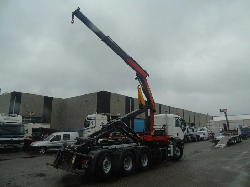MAN TGS 35.440 + PALFINGER 24500 + 8X4 + EURO 5 + REMOTE - Camião grua: foto 5 MAN TGS 35.440 + PALFINGER 24500 + 8X4 + EURO 5 + REMOTE - Camião grua: foto 5