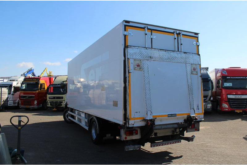 Camião frigorífico Mercedes-Benz Antos 1924 + THERMO KING 1200 + LIFT + EURO 6: foto 8 Camião frigorífico Mercedes-Benz Antos 1924 + THERMO KING 1200 + LIFT + EURO 6: foto 8