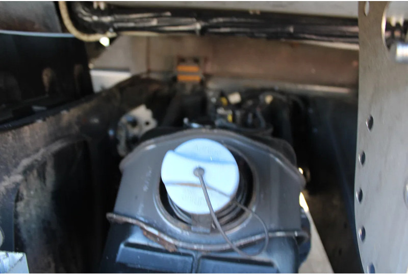 Camião frigorífico Mercedes-Benz Antos 1924 + THERMO KING 1200 + LIFT + EURO 6: foto 11 Camião frigorífico Mercedes-Benz Antos 1924 + THERMO KING 1200 + LIFT + EURO 6: foto 11