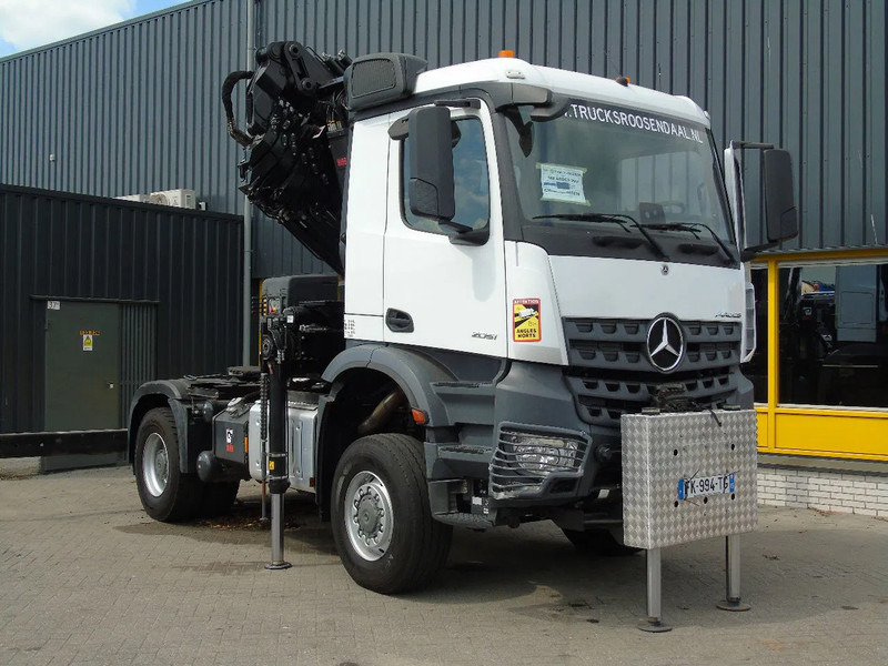 Mercedes-Benz Arocs 2051 + 4X4 + HIAB 302 E6 / JIB 70 X 4 + 10 EXTENTSIONS (512hours) - Camião grua: foto 5 Mercedes-Benz Arocs 2051 + 4X4 + HIAB 302 E6 / JIB 70 X 4 + 10 EXTENTSIONS (512hours) - Camião grua: foto 5
