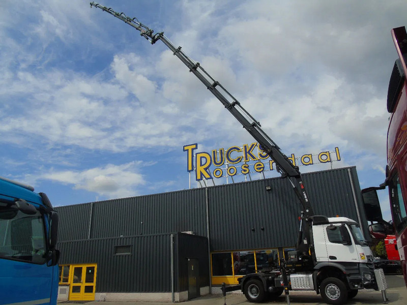 Mercedes-Benz Arocs 2051 + 4X4 + HIAB 302 E6 / JIB 70 X 4 + 10 EXTENTSIONS (512hours) - Camião grua: foto 2 Mercedes-Benz Arocs 2051 + 4X4 + HIAB 302 E6 / JIB 70 X 4 + 10 EXTENTSIONS (512hours) - Camião grua: foto 2