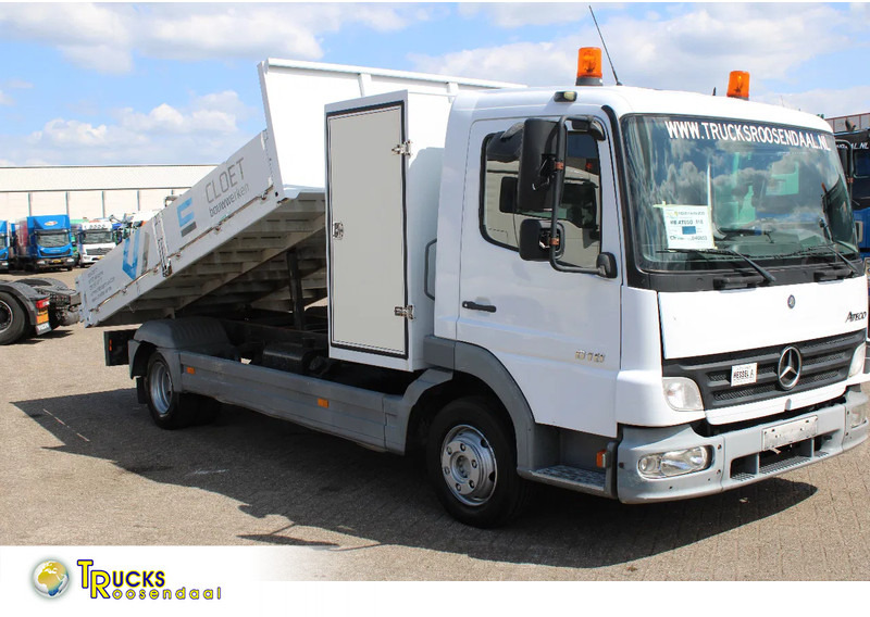 Mercedes-Benz Atego 818 + TIPPER + MANUAL - Camião basculante: foto 1 Mercedes-Benz Atego 818 + TIPPER + MANUAL - Camião basculante: foto 1