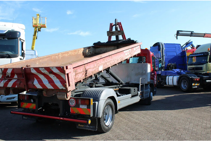 Mercedes-Benz Atego reserved!! 1218 + HYVALIFT + CONTAINER + MANUAL - Camião polibenne: foto 4 Mercedes-Benz Atego reserved!! 1218 + HYVALIFT + CONTAINER + MANUAL - Camião polibenne: foto 4