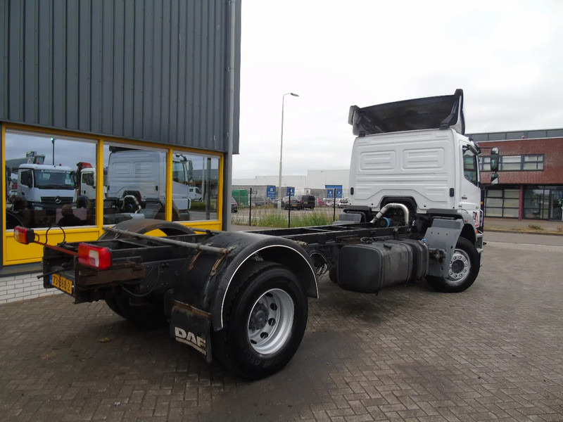 Mercedes-Benz Axor 1824 + EURO 5 + 18T + ENGINE HYDROLIC SYSTEM - Camião chassi: foto 3 Mercedes-Benz Axor 1824 + EURO 5 + 18T + ENGINE HYDROLIC SYSTEM - Camião chassi: foto 3