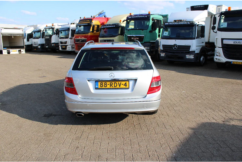Mercedes-Benz C-Klasse 250 / AUT / CRUISE CONTROL / HEATING - Automóvel: foto 3 Mercedes-Benz C-Klasse 250 / AUT / CRUISE CONTROL / HEATING - Automóvel: foto 3