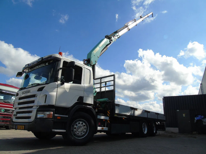 Scania P 380 + PALFINGER 18.500 5x EXTENTION + 6X2 + STEERING AXLE + REMOTE - Camião grua: foto 3 Scania P 380 + PALFINGER 18.500 5x EXTENTION + 6X2 + STEERING AXLE + REMOTE - Camião grua: foto 3