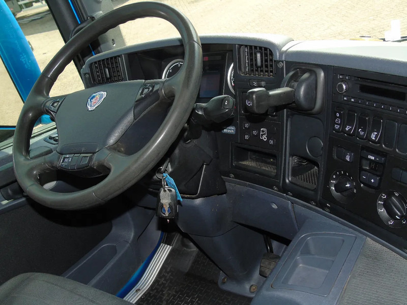 Scania P250 + EURO 6 + LIFT - Camião furgão: foto 4 Scania P250 + EURO 6 + LIFT - Camião furgão: foto 4