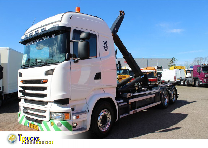 Scania R450 + Euro 6 + Hook system + 6x2 + Discounted from 58.950,- - Camião polibenne: foto 1 Scania R450 + Euro 6 + Hook system + 6x2 + Discounted from 58.950,- - Camião polibenne: foto 1