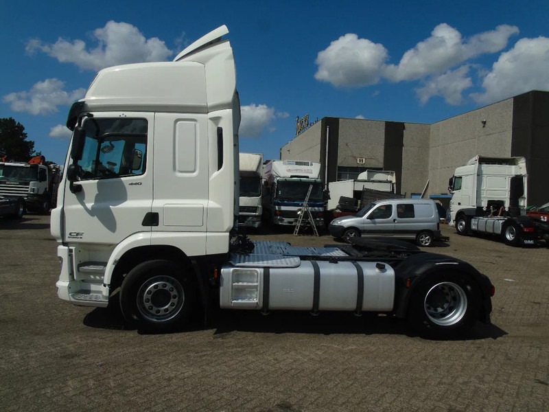 DAF CF 440 + EURO 6 - Tractor: foto 2 DAF CF 440 + EURO 6 - Tractor: foto 2