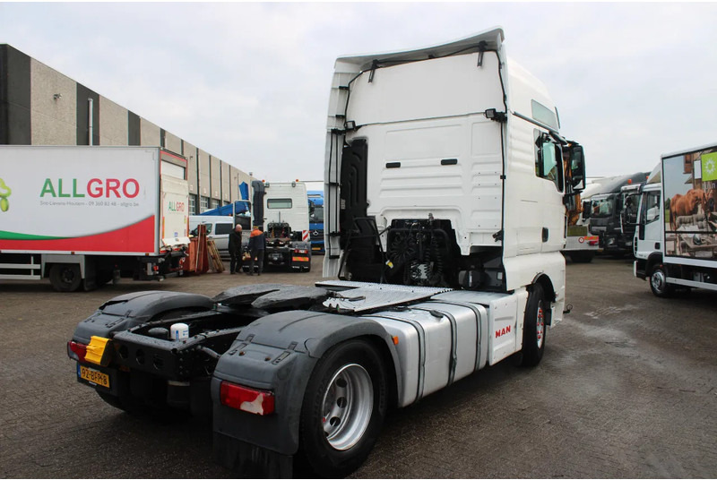 MAN TGX 18.440 + euro 6 + double tank + spoiler - Tractor: foto 5 MAN TGX 18.440 + euro 6 + double tank + spoiler - Tractor: foto 5