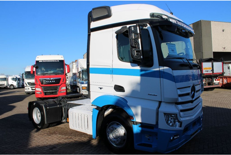 Mercedes-Benz Actros 1936 + EURO 6 - Tractor: foto 3 Mercedes-Benz Actros 1936 + EURO 6 - Tractor: foto 3