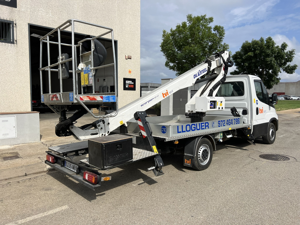 Iveco Daily + Oil&Steel Scorpion 1812 Smart Iveco Daily + Oil&Steel Scorpion 1812 Smart - Caminhão com plataforma aérea: foto 4 Iveco Daily + Oil&Steel Scorpion 1812 Smart Iveco Daily + Oil&Steel Scorpion 1812 Smart - Caminhão com plataforma aérea: foto 4