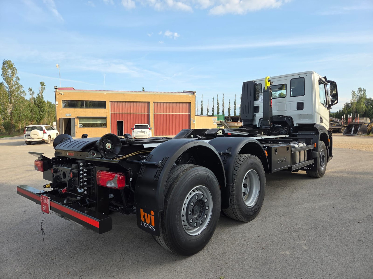 Iveco X-WAY AD280X46Y/PS - Camião transportador de contêineres/ Caixa móvel, Camião grua: foto 2 Iveco X-WAY AD280X46Y/PS - Camião transportador de contêineres/ Caixa móvel, Camião grua: foto 2