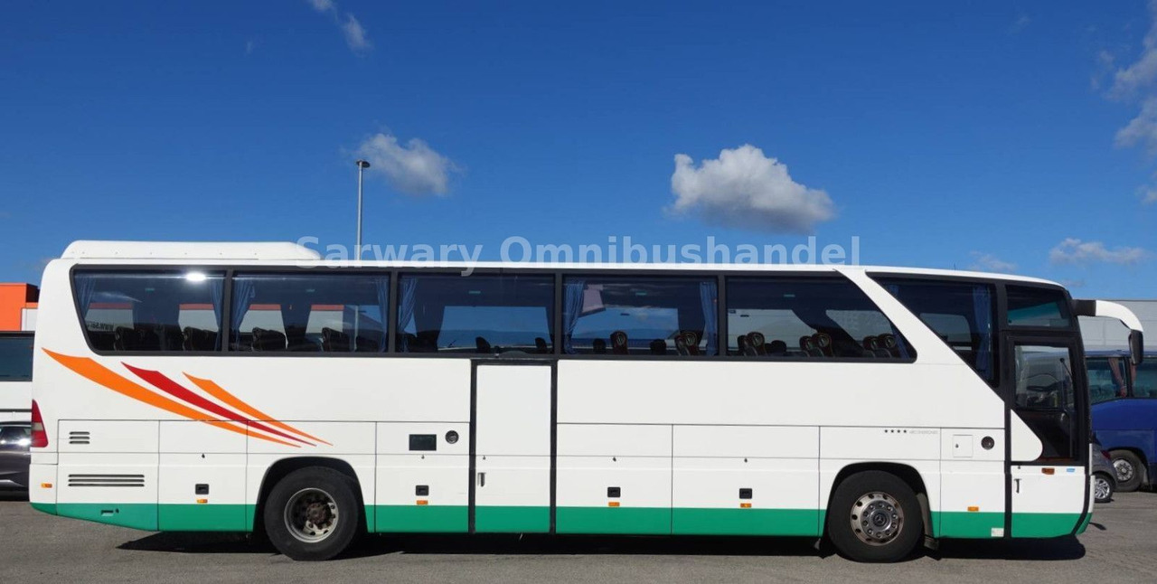 Mercedes-Benz 350 Tourismo 15-RHD *V6*404*Travego*51-Sitze* - Autocarro: foto 3 Mercedes-Benz 350 Tourismo 15-RHD *V6*404*Travego*51-Sitze* - Autocarro: foto 3