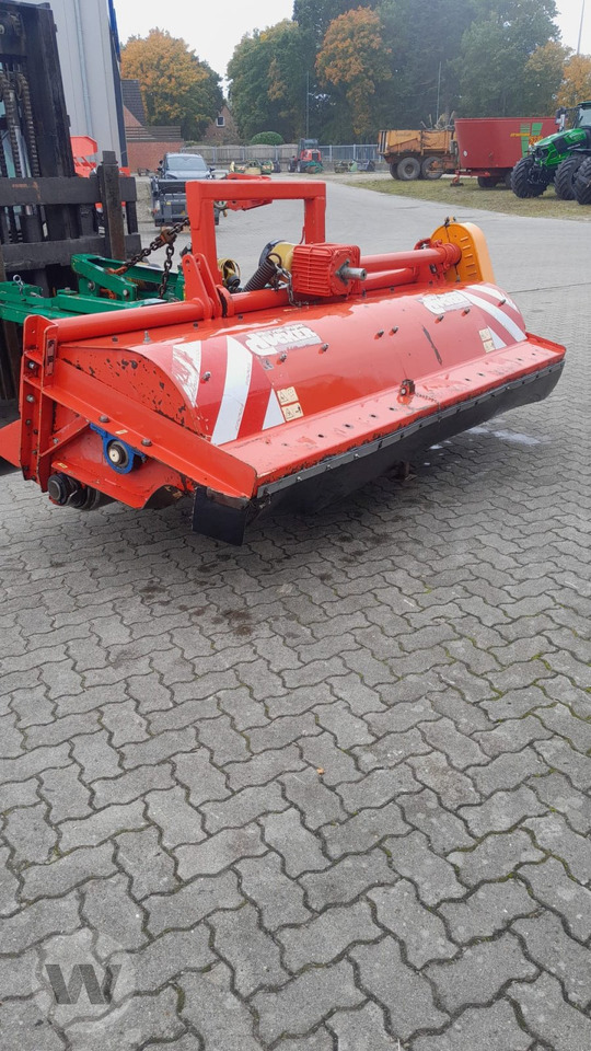 Dücker UM 27 E G7 - Triturador de martelos/ Destroçador: foto 1 Dücker UM 27 E G7 - Triturador de martelos/ Destroçador: foto 1