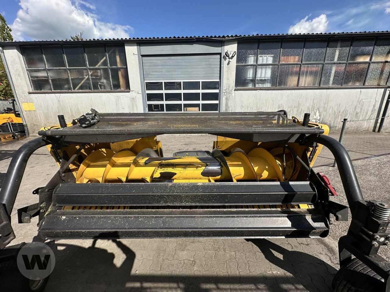 Equipamento por Máquina agrícola New Holland Pick-Up 300 FP: foto 8