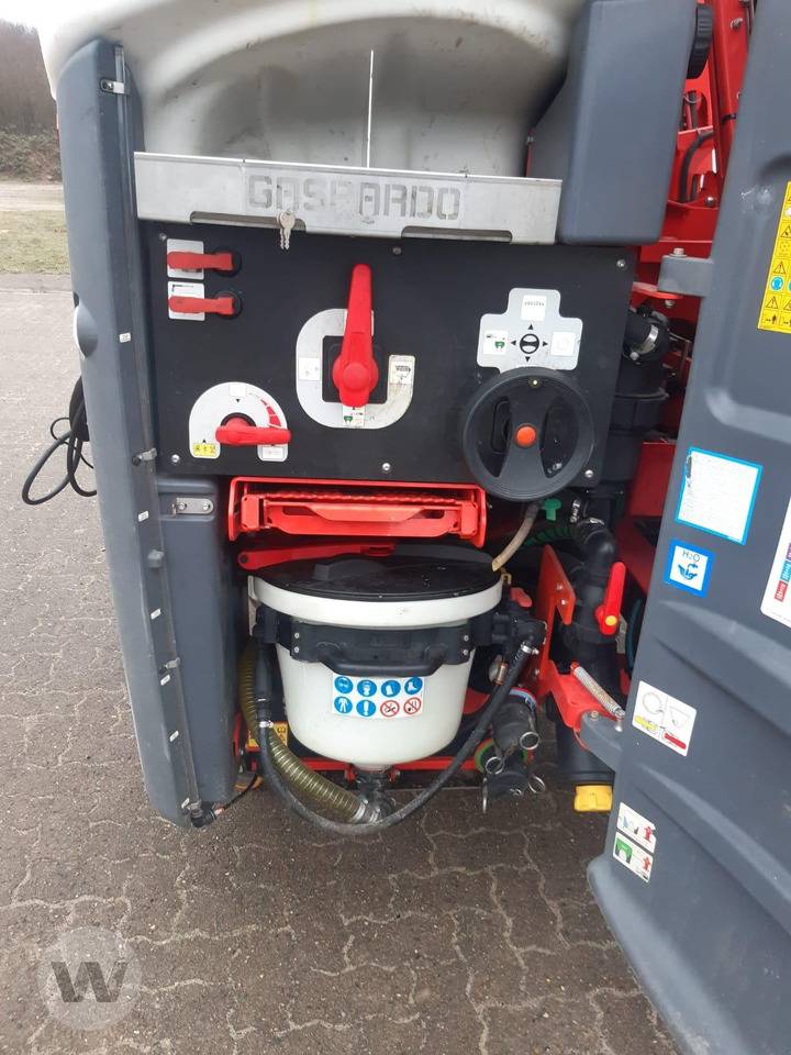 Maschio Tempo Ultra 2000 Liter - Pulverizador montado: foto 5 Maschio Tempo Ultra 2000 Liter - Pulverizador montado: foto 5