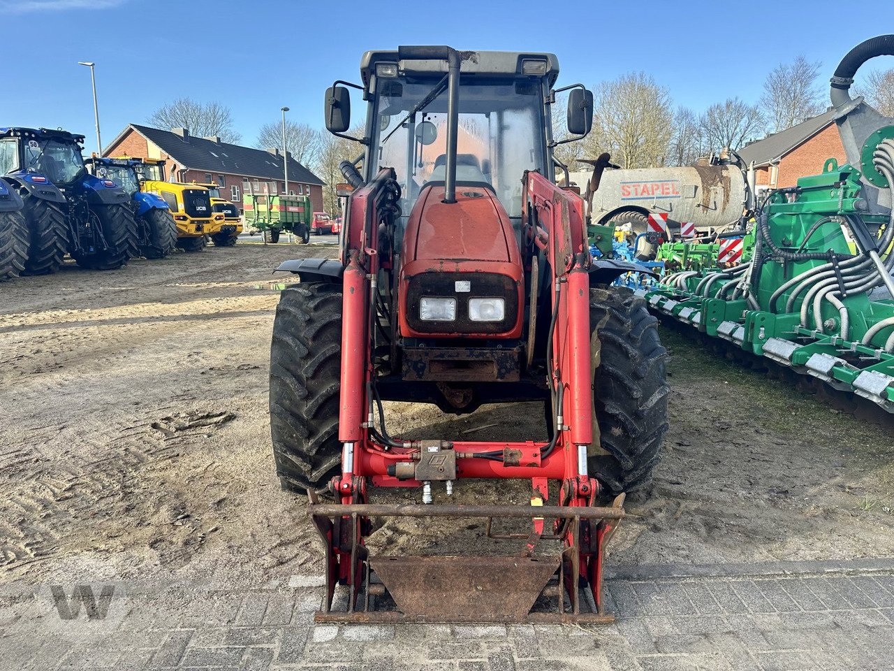 Massey Ferguson 4235 - Trator: foto 3 Massey Ferguson 4235 - Trator: foto 3