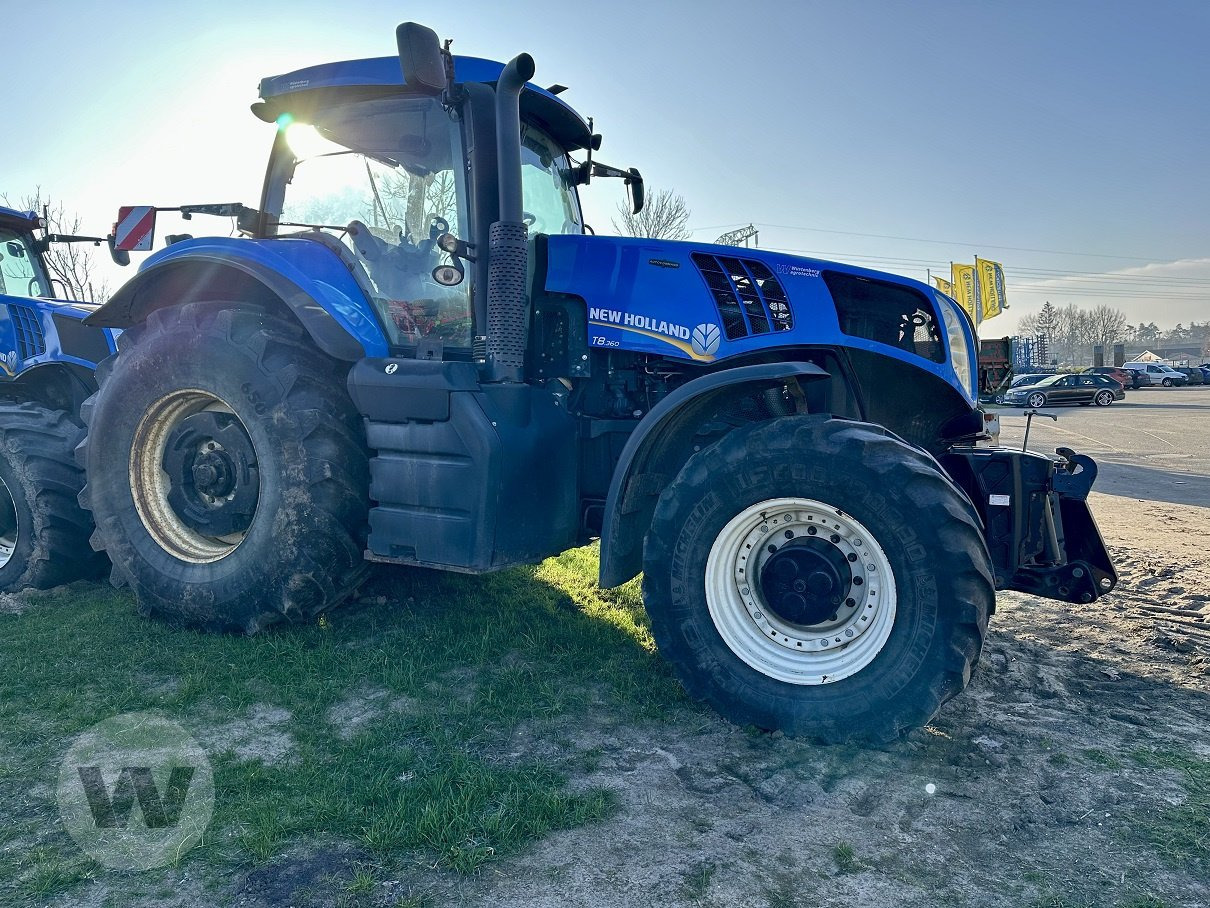 New Holland T 8.360 - Trator: foto 5 New Holland T 8.360 - Trator: foto 5