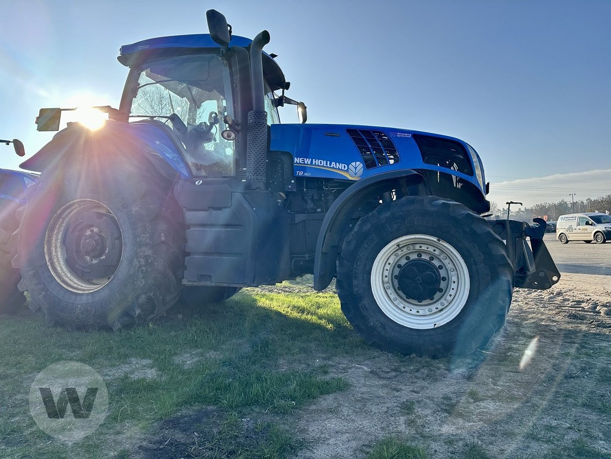 New Holland T 8.360 - Trator: foto 1 New Holland T 8.360 - Trator: foto 1