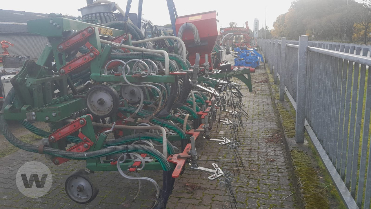 Thyregod TRV 12 - Injector do estrume: foto 2 Thyregod TRV 12 - Injector do estrume: foto 2