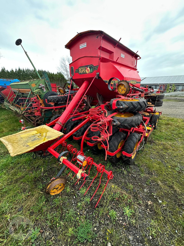 Väderstad Rapid A 400 S - Semeadora combinada: foto 3 Väderstad Rapid A 400 S - Semeadora combinada: foto 3