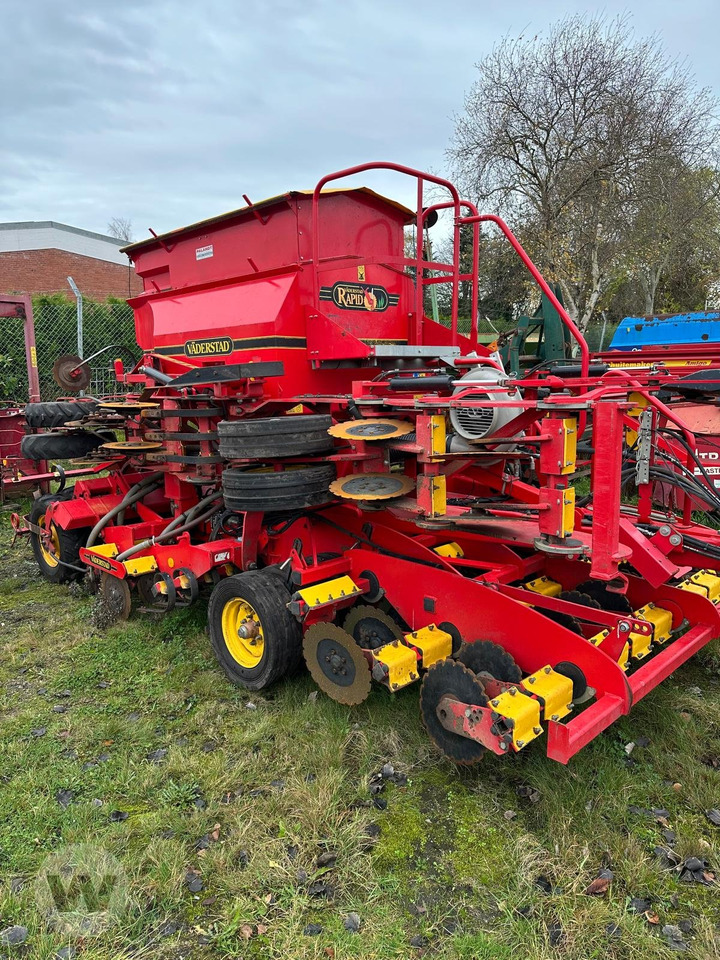 Väderstad Rapid A 400 S - Semeadora combinada: foto 1 Väderstad Rapid A 400 S - Semeadora combinada: foto 1