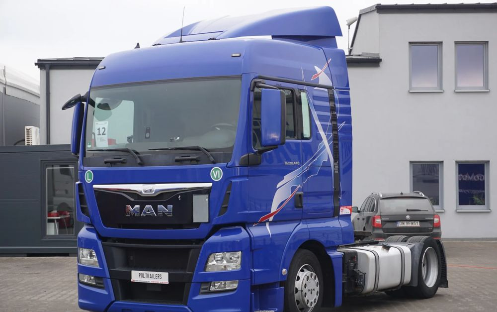 MAN 2 szt. Low-Deck i Standard TGX 18.440 - Tractor: foto 2 MAN 2 szt. Low-Deck i Standard TGX 18.440 - Tractor: foto 2