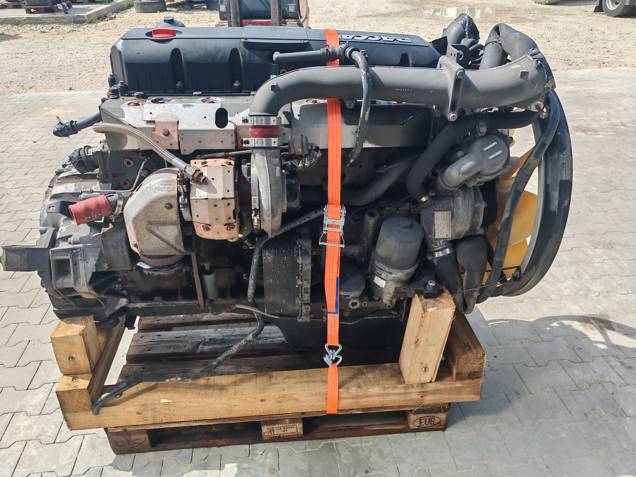 DAF XF CF ENGINE MX 340U1 / EURO5 / COMPLETE ENGINE / WORLDWIDE DELIVERY - Motor: foto 4 DAF XF CF ENGINE MX 340U1 / EURO5 / COMPLETE ENGINE / WORLDWIDE DELIVERY - Motor: foto 4