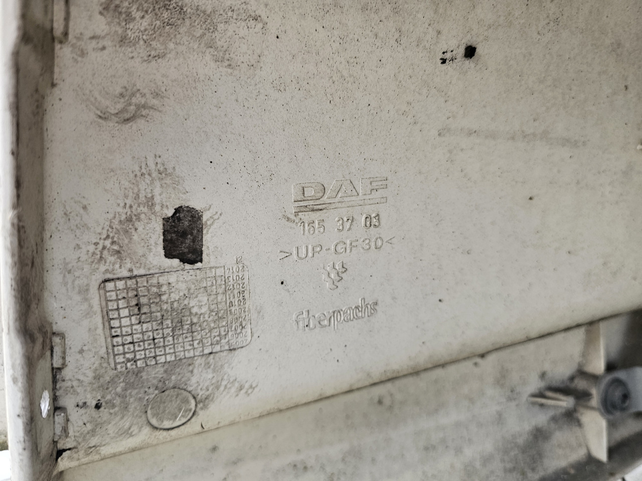 DAF XF105 SPACE CAB / ROOF SPOILER - Aerodinâmica/ Aerofólio: foto 4 DAF XF105 SPACE CAB / ROOF SPOILER - Aerodinâmica/ Aerofólio: foto 4