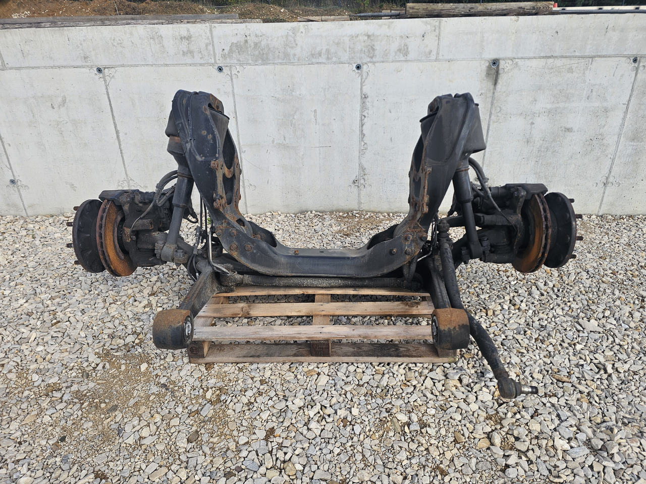 MAN TGX TGS AIR SUNSPENSION / COMPLETE FRONT AXLE - Eixo dianteiro: foto 2 MAN TGX TGS AIR SUNSPENSION / COMPLETE FRONT AXLE - Eixo dianteiro: foto 2