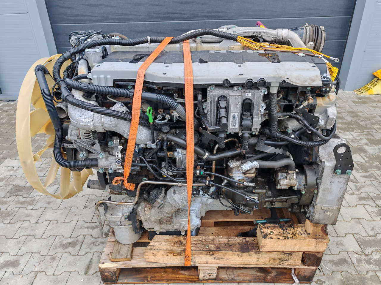 MAN TGX TGS / D2676 LF51 / EURO 6 / COMPLETE ENGINE - Motor: foto 1 MAN TGX TGS / D2676 LF51 / EURO 6 / COMPLETE ENGINE - Motor: foto 1