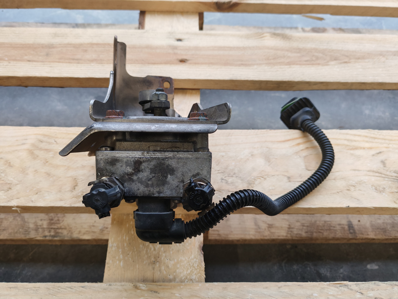 MAN TGX TGS EURO 6 / D2676 LF51 / EGR VALVE / 5846R232 - Radiador EGR: foto 4 MAN TGX TGS EURO 6 / D2676 LF51 / EGR VALVE / 5846R232 - Radiador EGR: foto 4