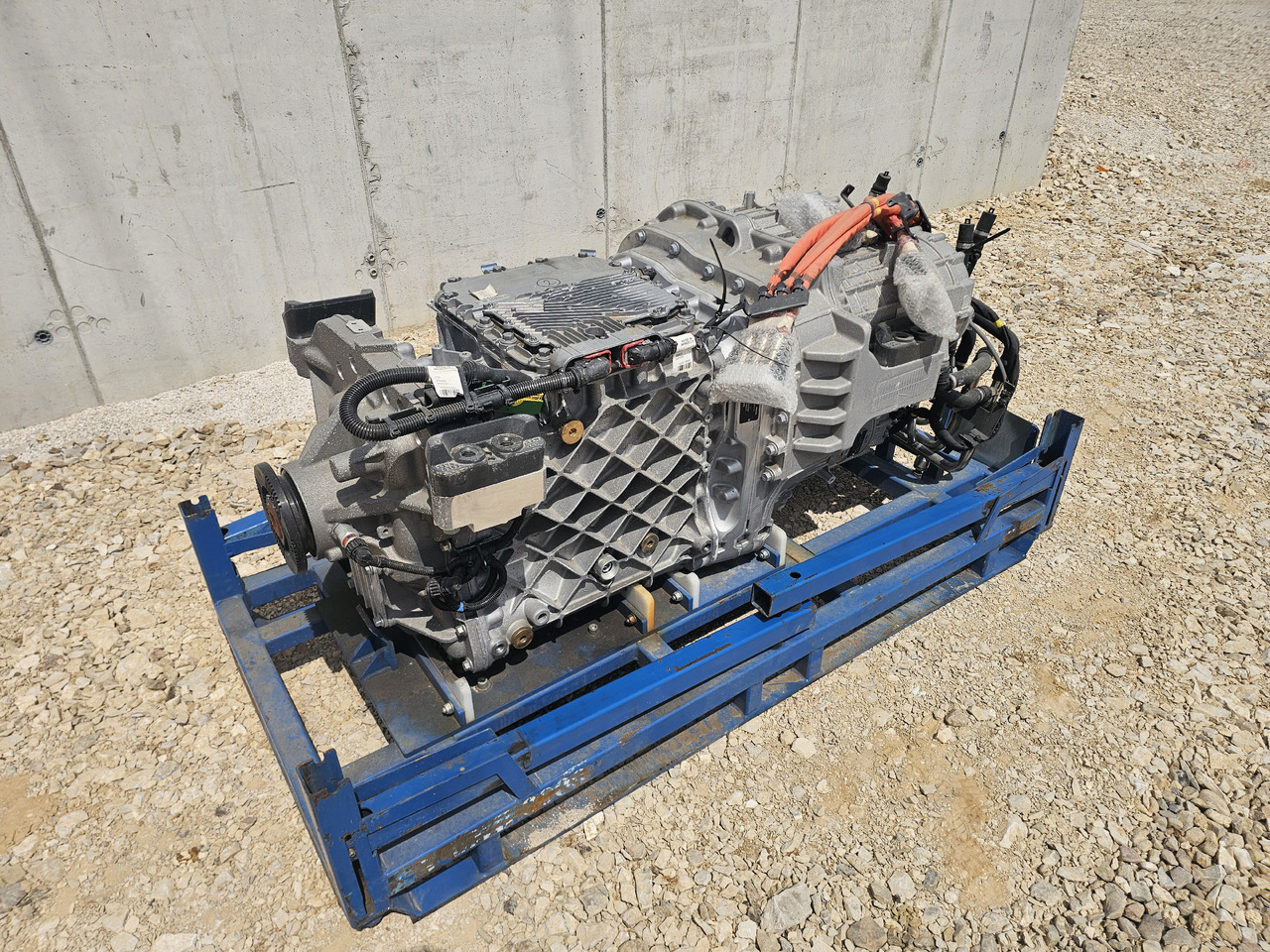 RENAULT ELECTRIC ENGINE / EPT2412 / NEM3 / T E-TECH C-ETECH - Motor: foto 2 RENAULT ELECTRIC ENGINE / EPT2412 / NEM3 / T E-TECH C-ETECH - Motor: foto 2