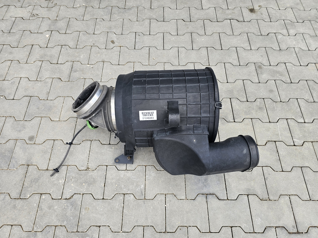 RENAULT RANGE T / AIR FILTER HOUSING / 21248263 - Filtro de ar: foto 1 RENAULT RANGE T / AIR FILTER HOUSING / 21248263 - Filtro de ar: foto 1