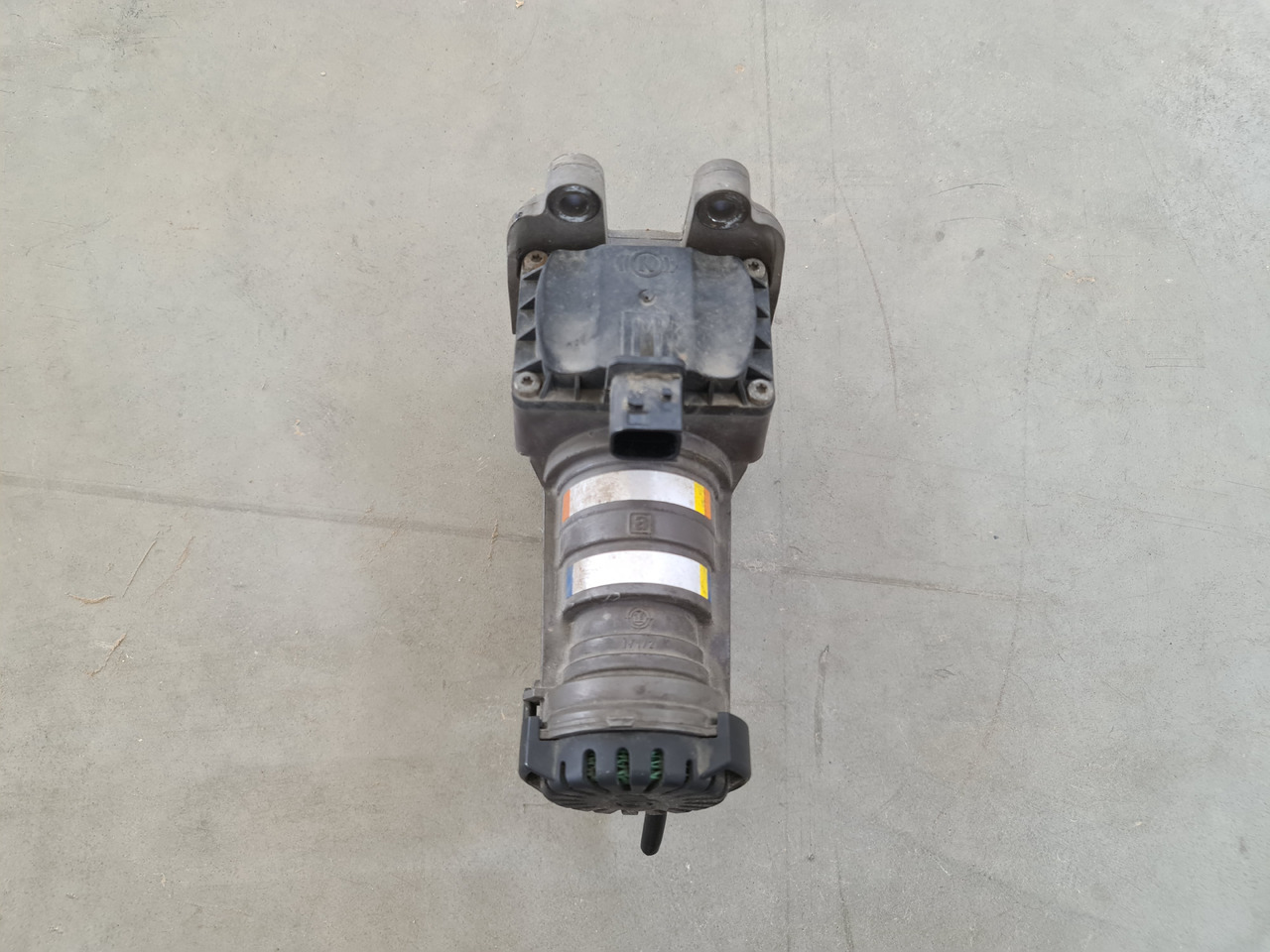 RENAULT RANGE T / BRAKE VALVE / 21327357 - Válvula de freio: foto 4 RENAULT RANGE T / BRAKE VALVE / 21327357 - Válvula de freio: foto 4
